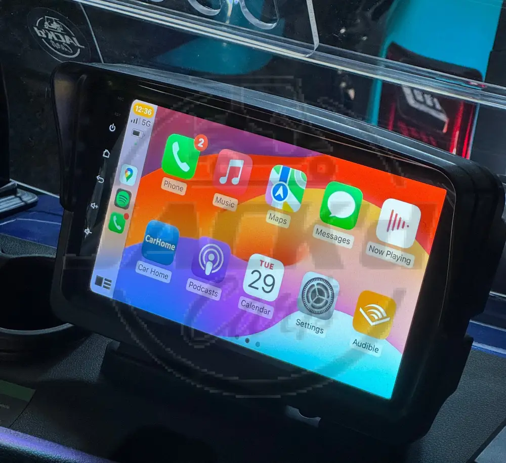 Evolution 9 Inch D5 Touchscreen With CarPlay & Android Auto - Image 2