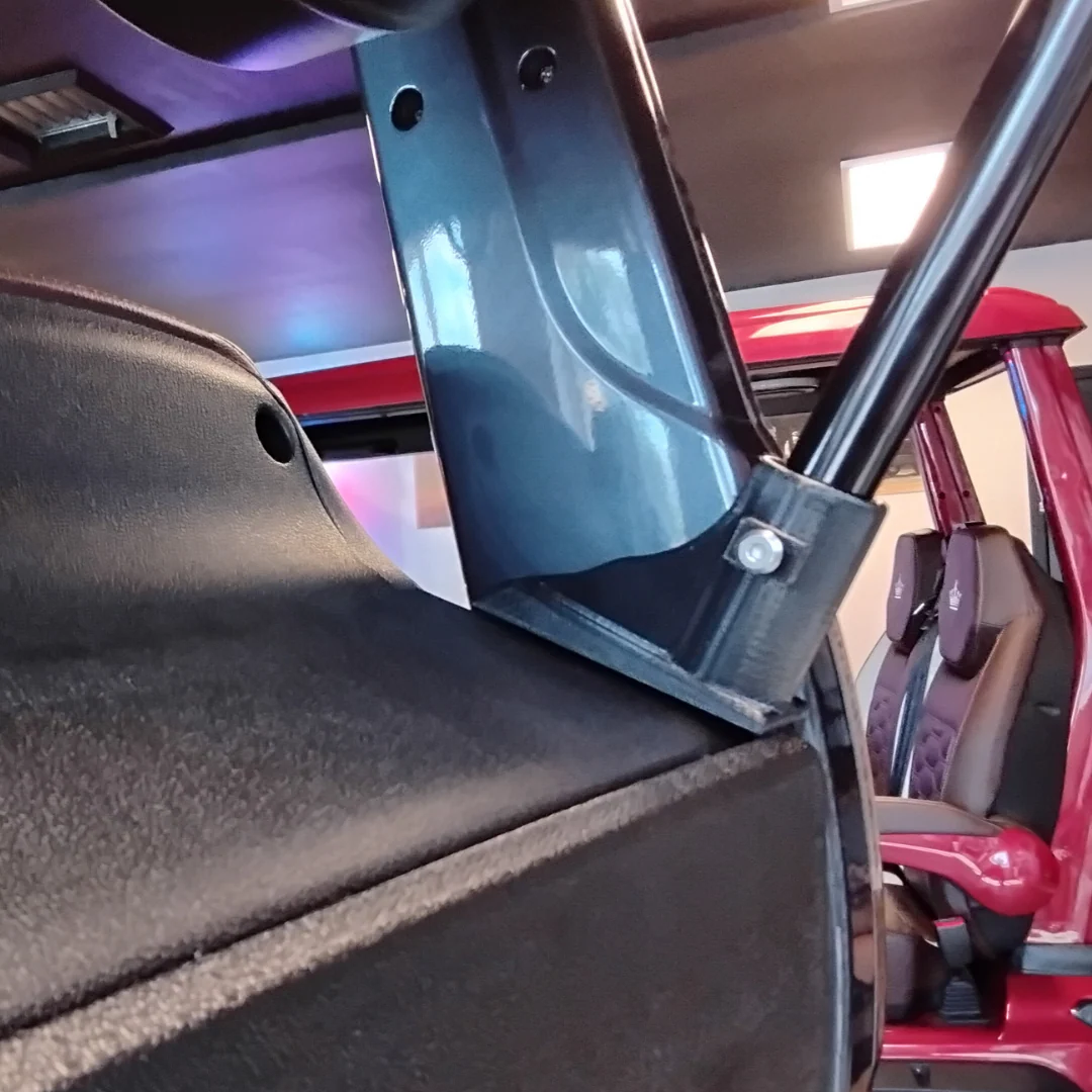 Evolution D-MAX Dual Flag Pole Holders - Image 2
