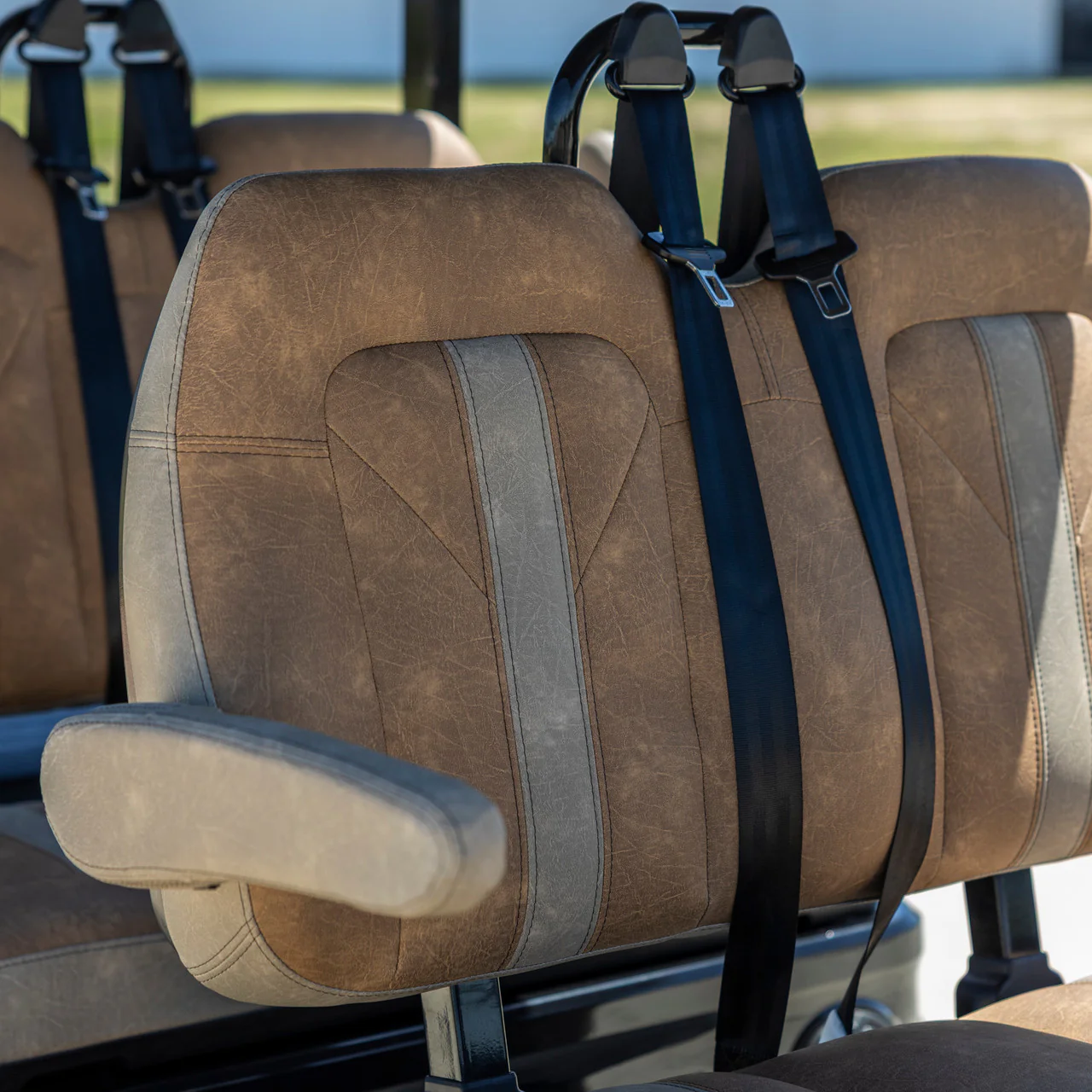 MODZ® Evolution Special Edition D5 Seat Cover - Wheat w/Pebble Accents - Image 3